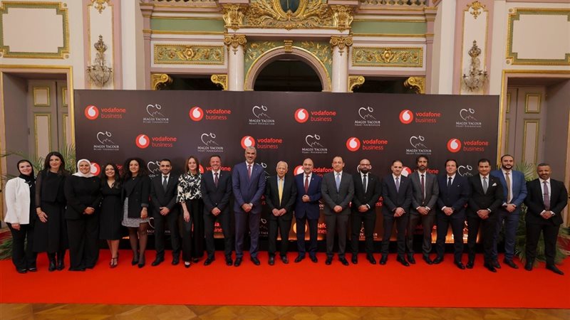 شراكة بين مجدي يعقوب