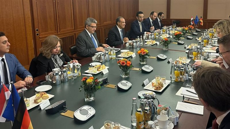 وزير الخارجية ونظيره