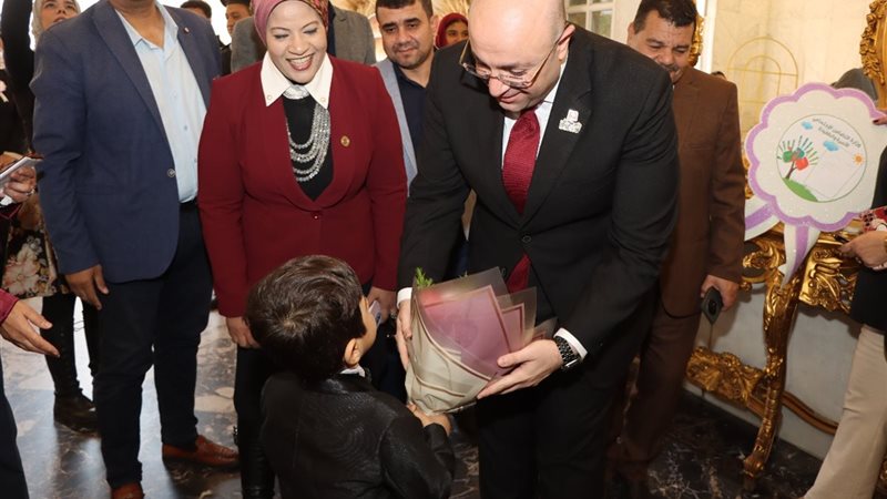 محافظ بنى سويف ووكيلة