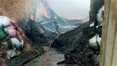 النيابة تصرح بدفن ضحايا حريق مخزن البلاستيك بالعكرشة في الخانكة