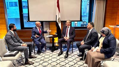 وزير البترول يبحث مع مؤسسات مالية عالمية آليات التمويل لمشروعات التعدين