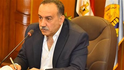 محافظ أسيوط: إقبال كبير من المواطنين وانتظام تام دون خروقات انتخابية