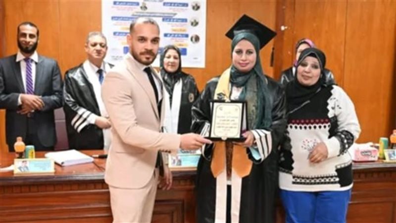 رسالة دكتوراه تكشف