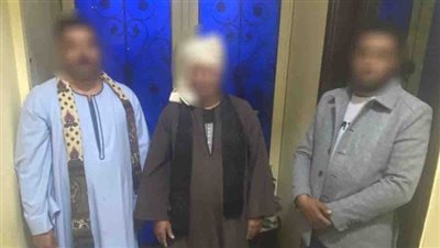 القبض على 3 أشخاص بحوزتهم مبالغ لتوجيه المواطنين للتصويت لمرشحين بسوهاج 