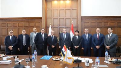 غرفة الإسكندرية تبحث تعزيز التعاون الاقتصادى مع السفير اليابانى