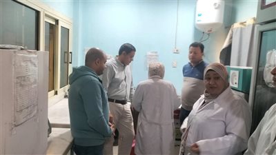 إحالة مدير الطوارئ وطبيب الطوارئ بمستشفى بركة السبع للتحقيق لتقصيرهما بالعمل