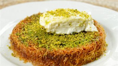 أسهل طريقة لعمل الكنافة بالقشطة.. مش هتشتريها من برا تاني