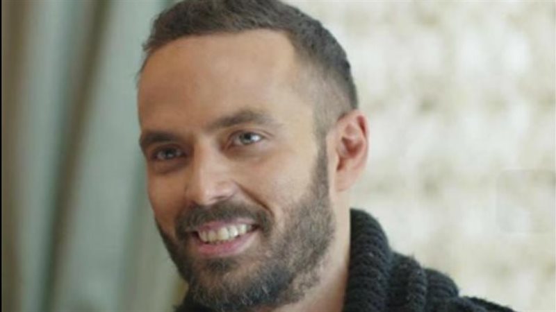 عمرو حسن يوسف