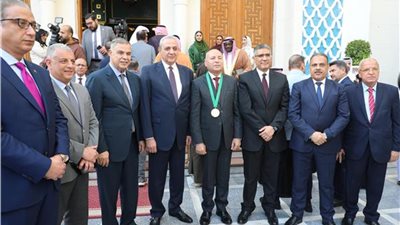 محافظ القاهرة يعرب عن سعادته بفوزه بجائزة التميز ويوجه الشكر للرئيس السيسي