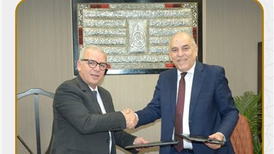 توقيع عقد تخصيص قطعة أرض بين هيئة المجتمعات العمرانية ونادي الصيد المصري 