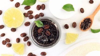 لأيدين ناعمة وفاتحة .. أفضل وصفات التقشير والتبييض الطبيعية 	