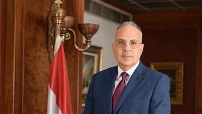 وزير الري يصل إلى بوروندي للمشاركة في اجتماعات وزراء مياه دول حوض النيل 