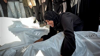 استشهاد فلسطينية وعشرات الإصابات برصاص الاحتلال الإسرائيلي بحي التفاح في غزة