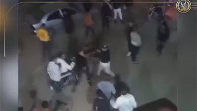 الداخلية تعلن القبض على 3 أشخاص بالسويس بعد تداول فيديو مشاجرة 