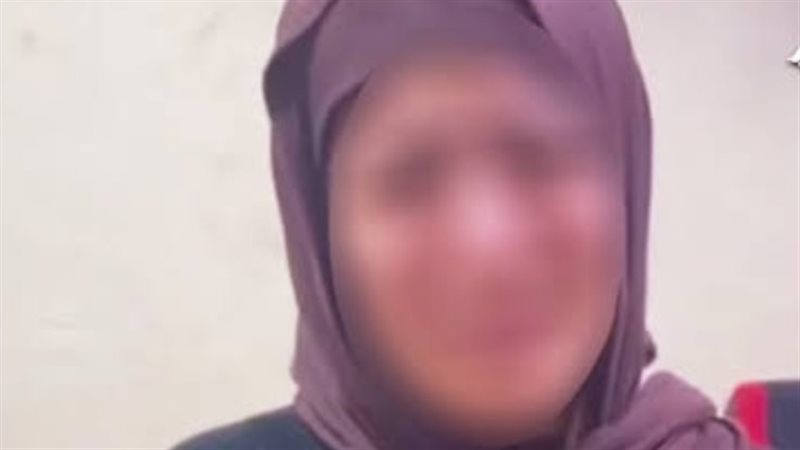 فتاة البشــــعة