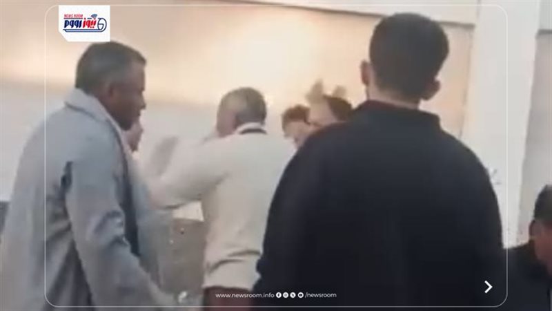 أمام اللجنة 