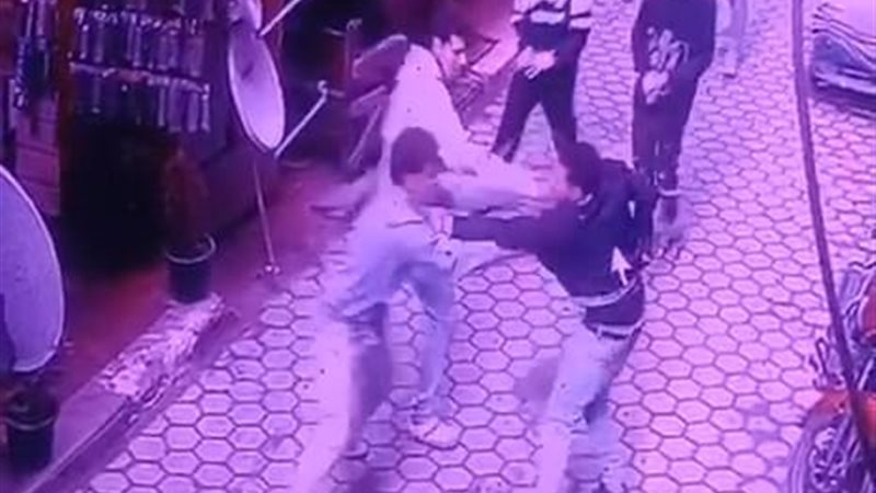 الأعتداء على طالب