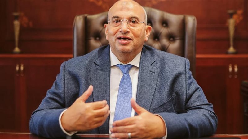 النائب أشرف عبد الغني