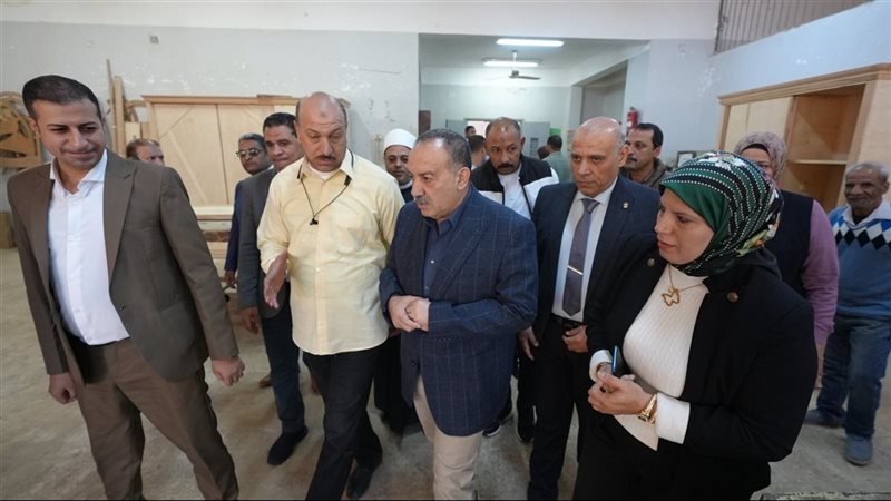 محافظ أسيوط 