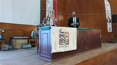 رئيس جامعة بنى سويف: الدراسات العليا المهنية ركيزة أساسية في تطوير الكفاءات  