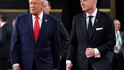 دونالد ترامب يفوز بالنسخة الأولى من جائزة فيفا للسلام 