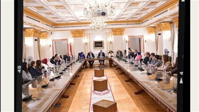 جامعة القاهرة الأهلية تناقش ترتيبات امتحانات الفصل الدراسي الأول 