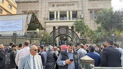 إقبال كبير من المحامين للتصويت في الجمعية العمومية لزيادة المعاشات| صور