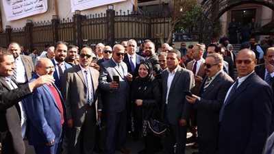 نقيب المحامين يستقبل أعضاء الجمعية العمومية من مختلف المحافظات 