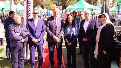 وزيرة التضامن الاجتماعي تفتتح معرض 