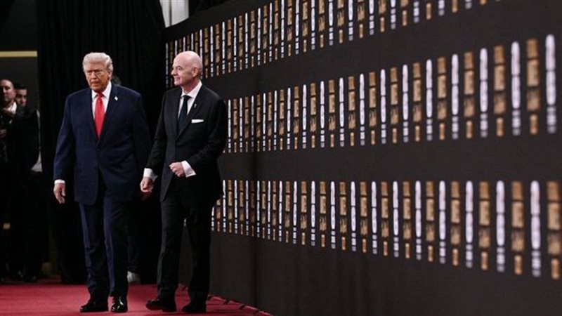 ترامب ورئيس الفيفا