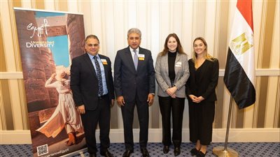 وزير السياحة يعقد سلسلة من اللقاءات مع الصحف الأمريكية 