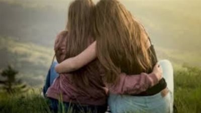 في يومها العالمي.. ماذا تمثل الأخت الكبرى في حياة العائلة؟