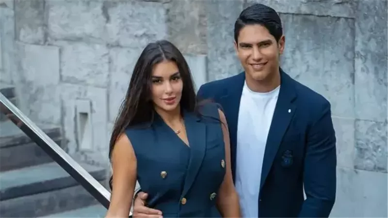 ياسمين صبري وأحمد