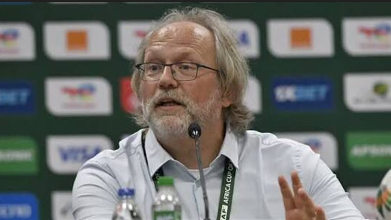 توم ستيفنت مدرب منتخب