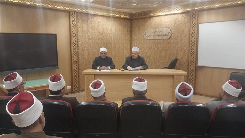 اجتماع رؤساء الإدارات