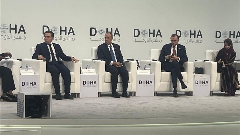 وزير الخارجية في