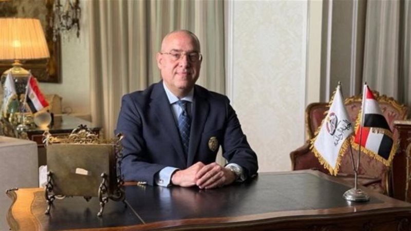 الدكتور عصام الجزار