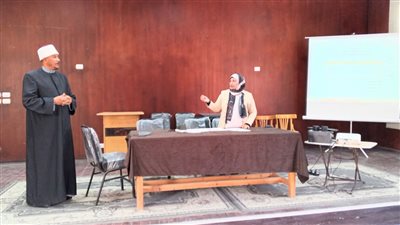 الأزهر بالسويس يطلق دورة تدريبية لتطوير مهارات الإداريين بالمعاهد