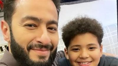 حمادة هلال عن خوض نجله لتجربة الإخراج : فيلمه الأول ملئ بالأخطاء |خاص