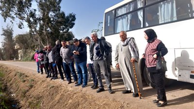 محافظ الدقهلية يكلف لجنة فنية لمعاينة مواقع إنشاء المشروعات الاستثمارية