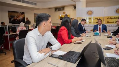 غرفة عمليات الشعب الجمهوري تتابع تصويت المصريين في الخارج بالدوائر الملغاة 