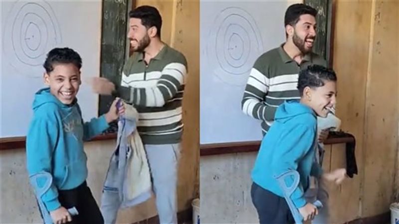 المعلم وطلابه 