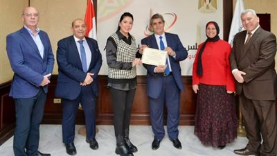 لجنة ضبط أداء الإعلام الرياضي تكرم خريجي ورشها التدريبية|صور