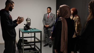 إعلام بني سويف الأهلية تنظم زيارة ميدانية لطلابها بمركز «BSS»