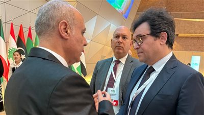 وزير الثقافة المصري يلتقي نظيره الفلسطيني ويبحثان عقد مؤتمر لوزراء الثقافة 