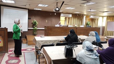 جامعة بني سويف تنظم ندوة حول «داء السكري عند الأطفال» للزائرات الصحيات
