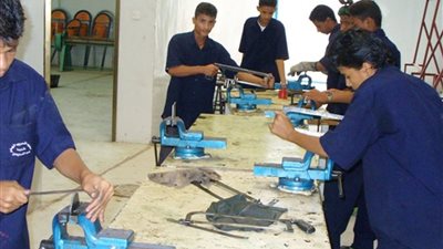 رفعت فياض: تطبيق نظام تعليمي جديد لطلاب أولى ثانوي فني العام المقبل