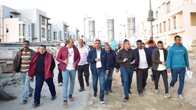 العلمين الجديدة تتألق.. مزارين على أعتاب الإنجاز الكامل