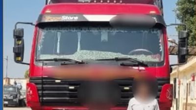 تحرك أمني عاجل لكشف ملابسات اعتداء قائد سيارة نقل على مركبة مواطن بالشرقية