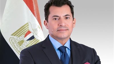 وزير الأوقاف يهنئ أشرف صبحي برئاسة لجنة اليونسكو للرياضة